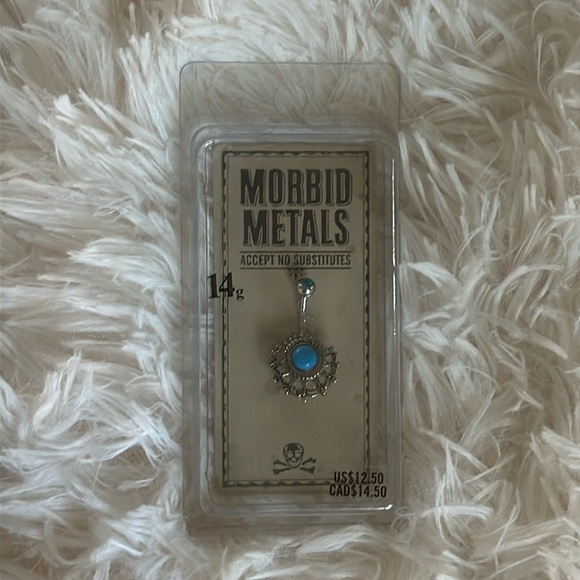 Bellybutton ring - NWT NEVER USED - Picture 2 of 2